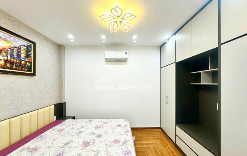 Bán nhà Full nội thất 3 lầu hẻm xe hơi 1806 Huỳnh Tấn Phát, NB. Giá 6,8 tỷ