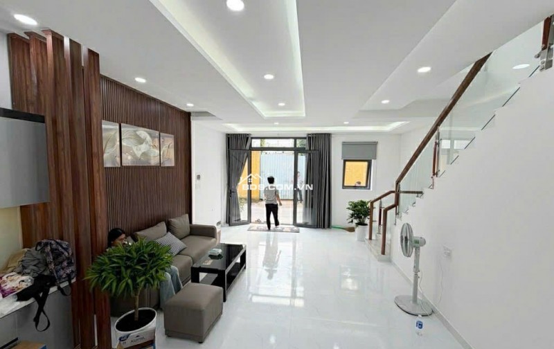 BÁN NHÀ 1/ ĐƯỜNG TÂY THẠNH, CÁCH 1 CĂN RA MT, 2 TẦNG ĐÚC MỚI 42M2 CHỈ 5.X TỶ. LH:0788671728.