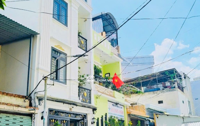 Chốt Nhanh Căn Đẹp Q8: Âu Dương Lân Ngang 5m, 3 Tầng, 4 Ngủ,  Hiếm + Giá Tốt, Nhỉnh 6Tỷ