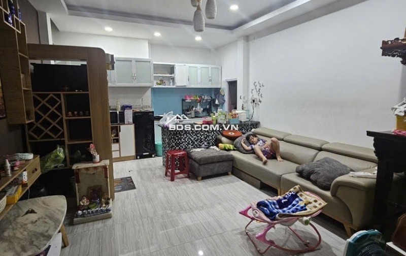 Chốt Nhanh Căn Đẹp Q8: Âu Dương Lân Ngang 5m, 3 Tầng, 4 Ngủ,  Hiếm + Giá Tốt, Nhỉnh 6Tỷ