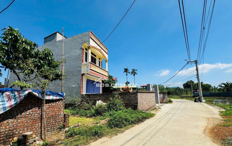 CƠ HỘI VÀNG: CHỦ CẦN TIỀN BÁN GẤP LÔ ĐẤT ĐẸP 103.8m² TRỤC CHÍNH TÂN XÃ - GIÁ CHỈ 3x TRIỆU/m²!