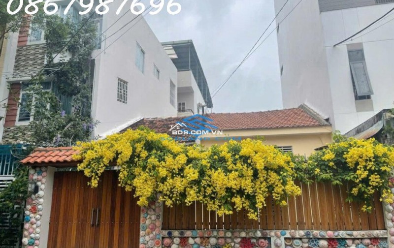 CẦN BÁN NHÀ MẶT TIỀN NGANG 8.5m – VUÔNG VỨC – TRUNG TÂM BÀN CỜ NHA TRANG