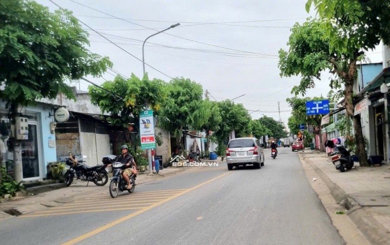 MẶT TIỀN KINH DOANH ĐỈNH – LÔ GÓC 2MT – 1T2L – DT 102M² (NGANG 7.5M)