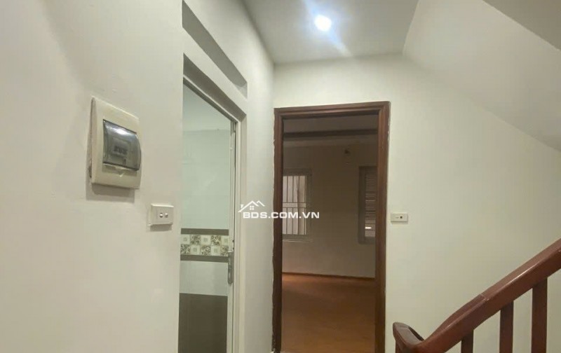 -Bán Nhà Bùi Xương Trạch -Thanh xuân- Phân Lô – 37m2 – Mt 4.3m, 5 tầng – 4 ngủ chào 8.2 tỷ