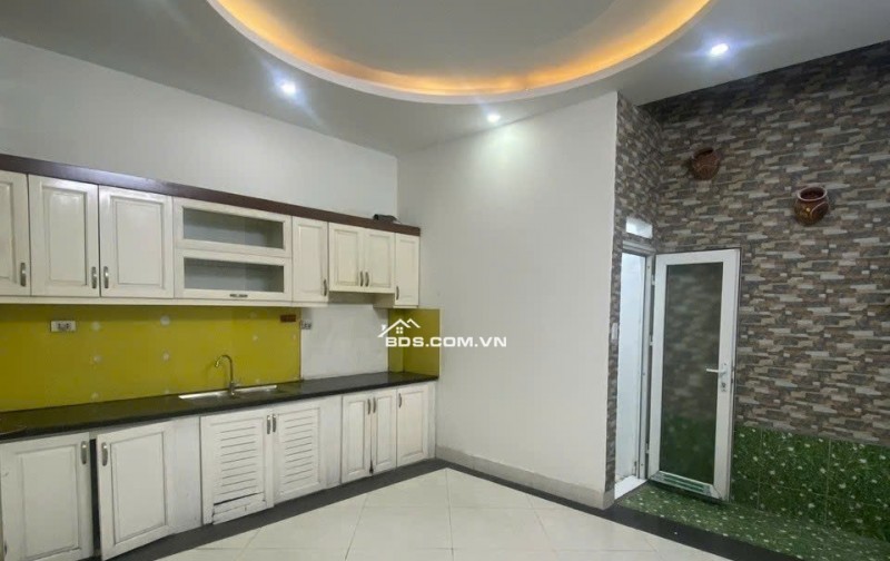 -Bán Nhà Bùi Xương Trạch -Thanh xuân- Phân Lô – 37m2 – Mt 4.3m, 5 tầng – 4 ngủ chào 8.2 tỷ