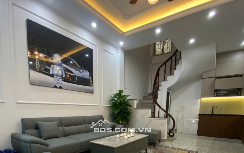 Bán nhà: Đa Sĩ Kiến Hưng Hà Đông.Gần chợ - trường. Dt:32m2, 5 tầng, 8,5 tỷ.