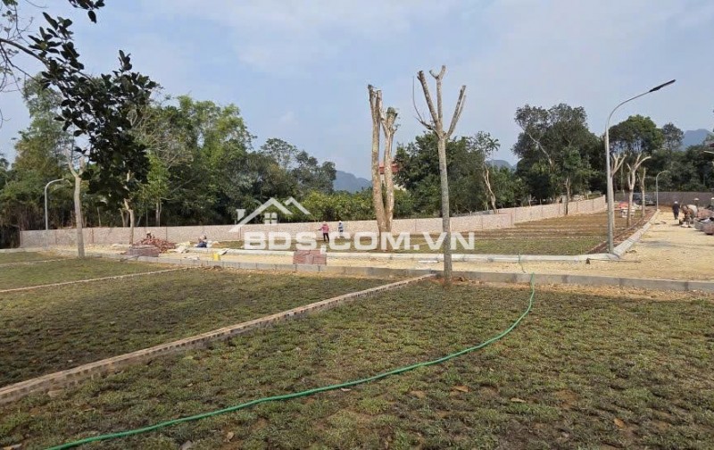 Bán đất nền lõi kcn nghỉ dưỡng tại lạc thuỷ, hoà bình cách quốc lộ 21 chỉ 400m.