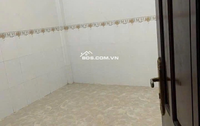  BÁN NHÀ CẤP 4 GIÁ MỀM chỉ 680 TRIỆU – PHƯỚC HIỆP, CỦ CHI DT: 139m2 SỔ HỒNG RIÊNG