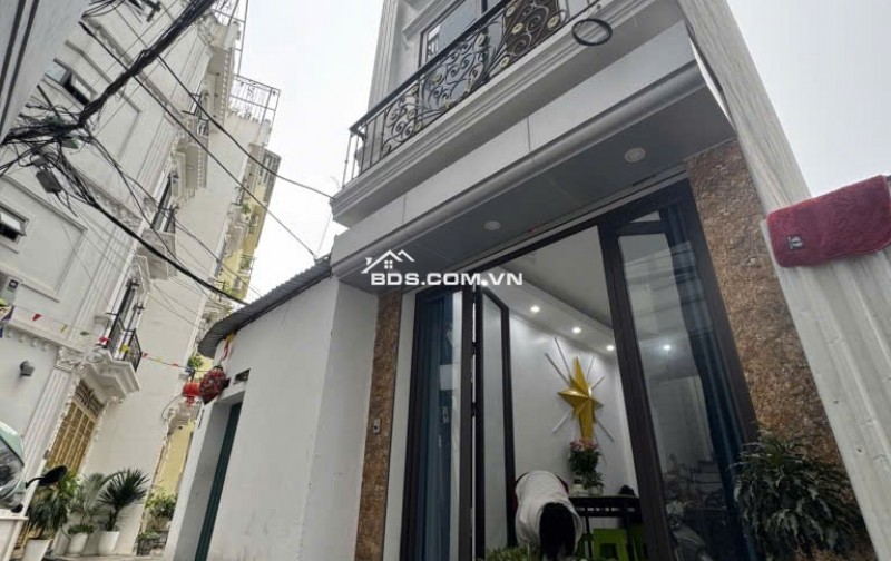 Nhà Đep Bắc Từ Liêm, Ô Tô Đỗ Cửa, 5 Tầng, Diện Tích 30M2 Giá 6,3 Tỷ( Có Thương Lượng)