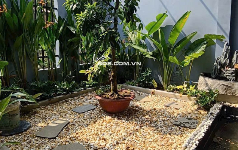 NHÀ ĐẸP LÔ GÓC – TRUNG TÂM LÁI THIÊU (TP.HCM) - chỉ nhỉnh 7 ty