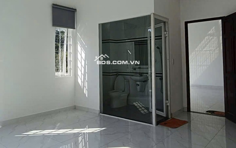 NHÀ ĐẸP LÔ GÓC – TRUNG TÂM LÁI THIÊU (TP.HCM) - chỉ nhỉnh 7 ty