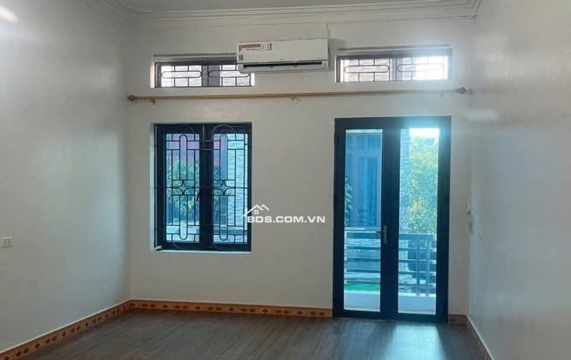 Bán Nhà 3 tầnglàn 2 đường Hồ Ngọc Lân,phường Kinh Bắc,TP Bắc Ninh