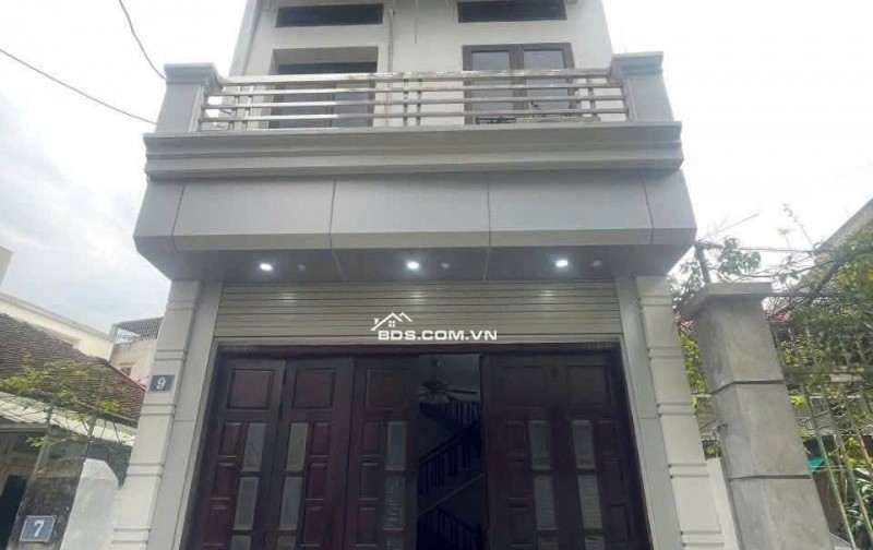 Bán Nhà 3 tầnglàn 2 đường Hồ Ngọc Lân,phường Kinh Bắc,TP Bắc Ninh