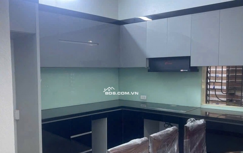 Bán Nhà 3 tầnglàn 2 đường Hồ Ngọc Lân,phường Kinh Bắc,TP Bắc Ninh