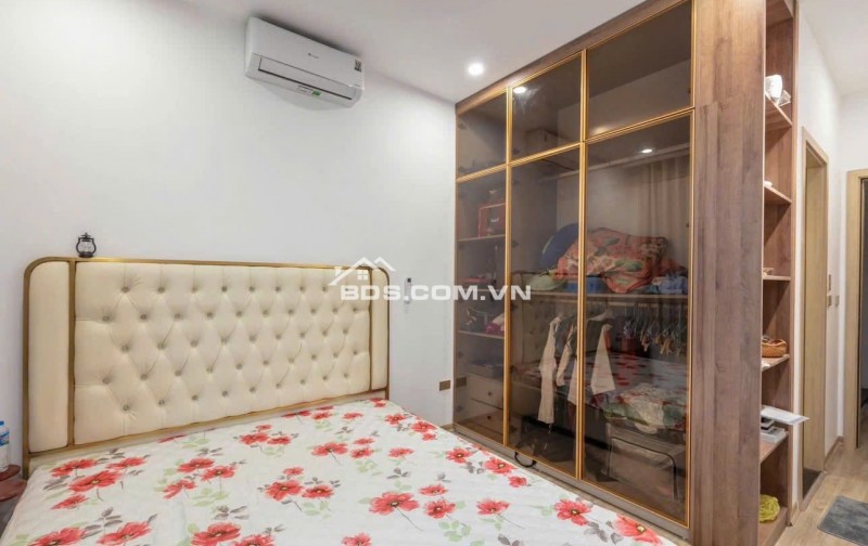  NHÀ NGUYỄN VĂN LINH – Ô TÔ TRÁNH – Ở SƯỚNG, KINH DOANH TỐT - DT 36M2 - GIÁ CHỈ 8,5 TỶ 