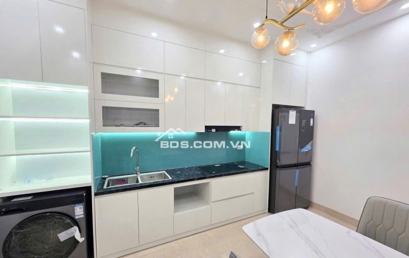 Bán Nhà Tổ 11 Yên Nghĩa – 34m2 , 3 tầng – lô góc , mặt ngõ – nhỉnh 6 tỷ