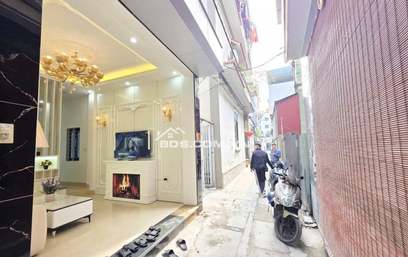 Bán Nhà Tổ 11 Yên Nghĩa – 34m2 , 3 tầng – lô góc , mặt ngõ – nhỉnh 6 tỷ