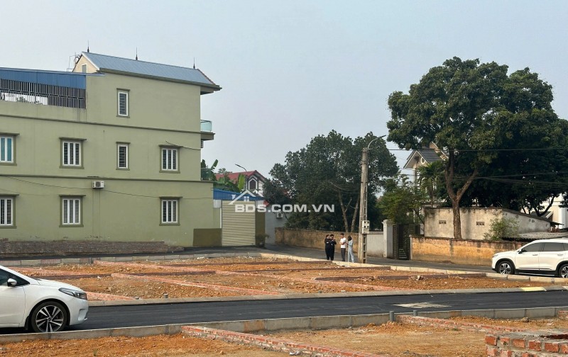 cần bán gấp lô đất tại tùng thiện xuân khanh tại sơn tây hà nội