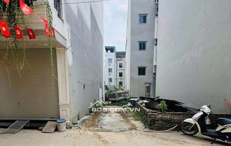 PHÂN LÔ TĐC NGỌC THỤY - SIÊU HIẾM CÓ - DT 30M GIÁ CHỈ HƠN 9 TỶ