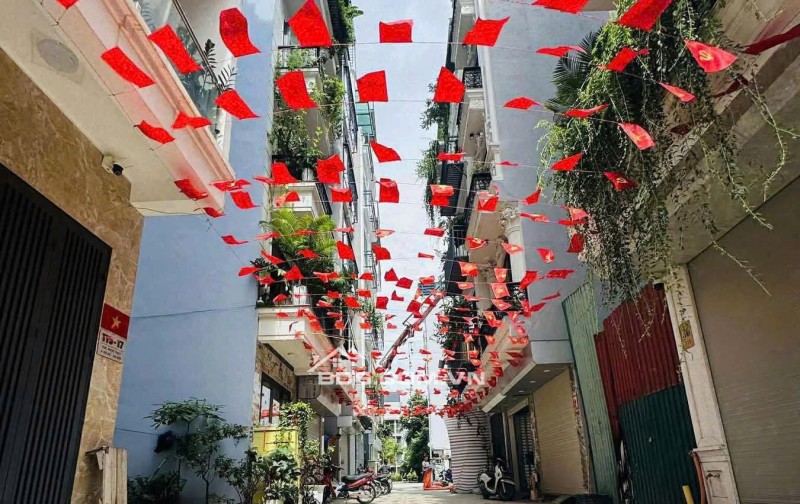 PHÂN LÔ TĐC NGỌC THỤY - SIÊU HIẾM CÓ - DT 30M GIÁ CHỈ HƠN 9 TỶ