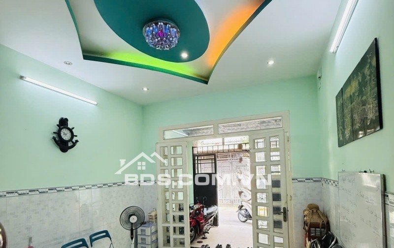 BÁN NHÀ KHU VIP TÂN PHÚ – 3 TẦNG - HẺM Ô TÔ QUAY ĐẦU – GẦN ĐH CÔNG THƯƠNG & AEON MALL – CHỈ 6 TỶ