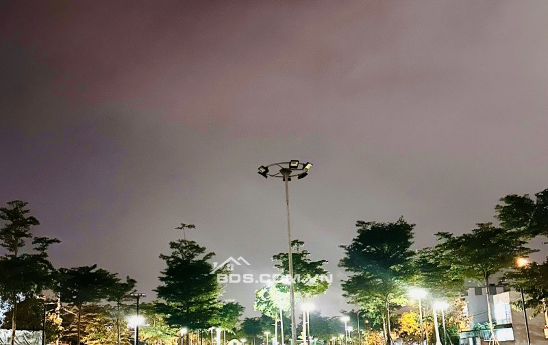 BÁN ĐẤT TĐC BÌNH KỲ – VIEW CÔNG VIÊN – DT 100M2 –  GIÁ TỐT. LH:0905138556.