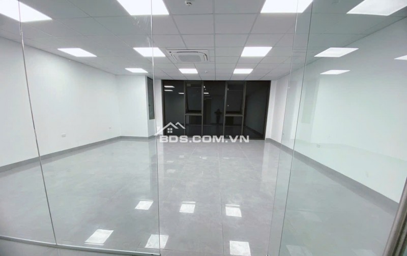 Cho thuê Văn Phòng, MBKD Nguyễn Khang, cầu Giấy 75m* 3 sàn