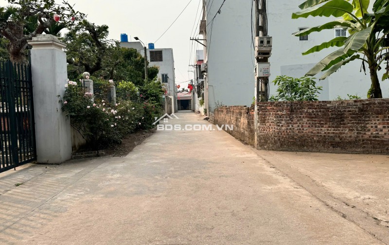 Bán nhanh 84m đất thổ cư tại thị trấn Khoái Châu, vi trí đẹp. lh ngay 0969616225.