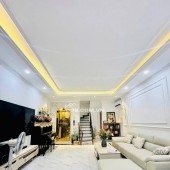 Nhà Đẹp Thang Máy, Gần Phố Hồng Mai, Hai Bà Trưng 50m, 5 tầng, mt 4.8m, giá 17,5 tỷ.