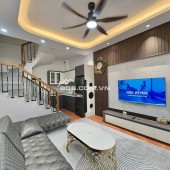 Nhà Đẹp Ở Luôn Tân Mai, Hoàng Mai 23m, 4 tầng, mt 3.6m, giá 6.6 tỷ.