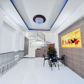 Bán nhà 3 tầng mới keng kiệt 500 Tôn Đản - Diện tích đất 50,4m2