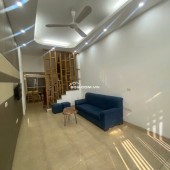 NHÀ ĐẸP HỒNG TIẾN Ở NGAY - GẦN PHỐ GẦN Ô TÔ - TẶNG NỘI THẤT - 30M 5 TẦNG NHỈNH 7 TỶ