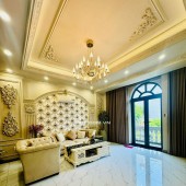 Khu biệt thự ven sông Q.7 - Nội thất cao cấp - Gần Đại học RMIT