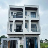 BÁN NHÀ PHỐ LIỀN KỀ KDC LONG HÒA, CẦN ĐƯỚC, LONG AN