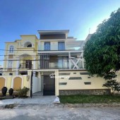 Chính chủ bán gấp biêt thự Khu người ở Vĩnh Lộc - quận Bình Tân