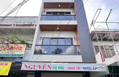 Nhà 3 tầng MẶT TIỀN Ấp Bắc. Ngay ngã tư chợ Thạnh Trị. Vi trí TRUNG TÂM của TRUNG TÂM Mỹ Tho.