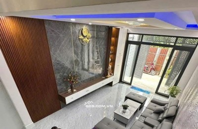 BÁN NHÀ MỚI 2 tầng KP1, Phường 6. Mỹ Tho. Vị trí đẹp - Có sân Đậu Ô tô.