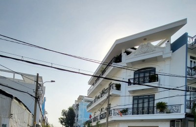 lô góc 2 mặt tiền,thuận tiện kinh doanh mua bán đa nghành nghề.