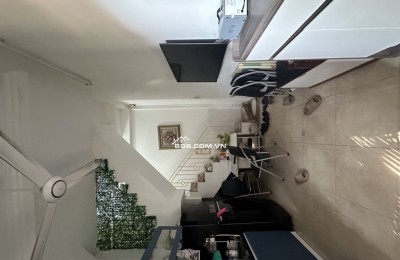 BÁN NHÀ MẶT PHỐ TRẦN KHÁT CHÂN RẤT THUẬN TIỆN TRONG MỌI HOẠT ĐỘNG ( HAI BÀ TRƯNG )