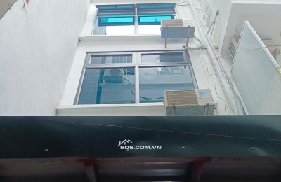 Bán nhà Cầu giấy, Hà Nội, dọn vào ở ngay, nhà đẹp rẻ