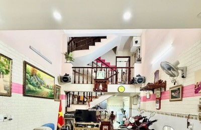 Chợ Hạnh Thông Tây- 3 tầng BTCT - 50m² - 3 PN - gần HXH chỉ 5.45 tỷ