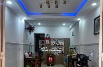 Bán nhà 1 trệt 2 lầu 1 sân thượng ngay khu trung tâm Q5