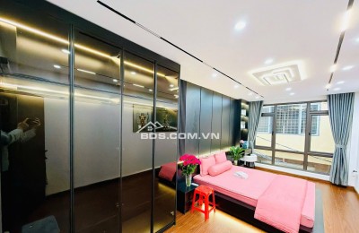 Nhà Đẹp Ngõ Quỳnh, Hai Bà Trưng 30/33m, 5 tầng, mt 3.2m, giá 8.6 tỷ