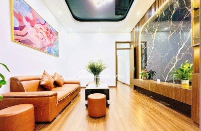 Nhà Đẹp Ngõ Thông Kinh Doanh Trường Chinh, Đống Đa 48m, 4 tầng, mt 3.7m, giá 14.96 tỷ.