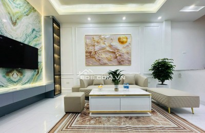 Nhà Đẹp Bạch Mai, Hai Bà Trưng 40m, 5 tầng, mt 4.3m, giá 8.38 tỷ.