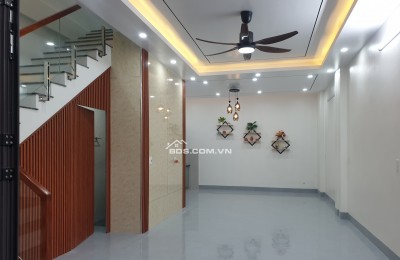 BÁN NHÀ ĐẸP 2.55 TỶ 3 TẦNG 51M2 NGÕ RỘNG TÔ HIẾN THÀNH