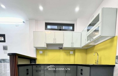 Nhà bán Lê Văn Sỹ Quận 3, 5 tầng mới 4PN, ngang rộng 6m giá 8.7 tỷ TL