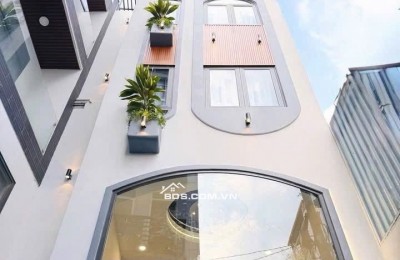 Trung tâm Q.3 - Nguyễn Đình Chiểu - 4 tầng đẹp lung linh - 45m2 - chỉ 8.xty