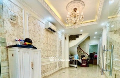 Nhà đẹp lung linh ngay trung tâm Q.10 - Hoà Hảo -5 tầng- 6PN 6WC giá chỉ 8ty6