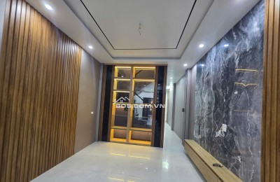 BÁN NHÀ ĐẸP 4.6 TỶ 4 TẦNG 93M2 CÓ SÂN Ô TÔ MẶT ĐƯỜNG LƯƠNG THẾ VINH